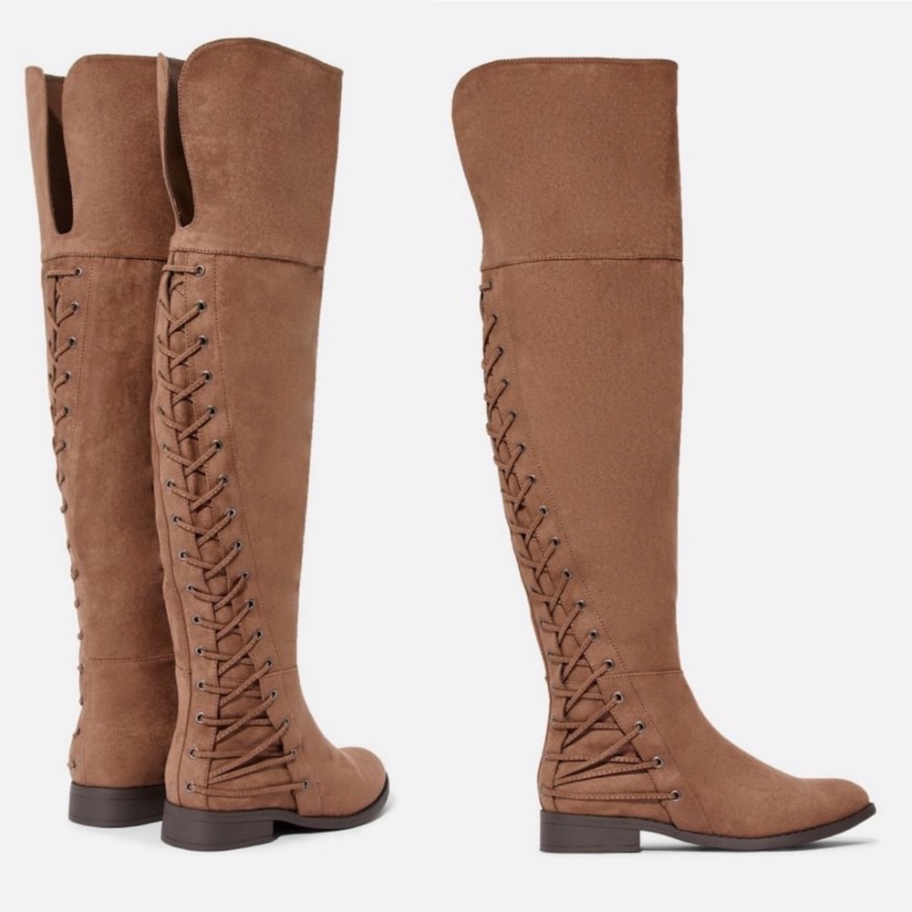 Brienne Lace-up Back Boot - Picture 2 of 6